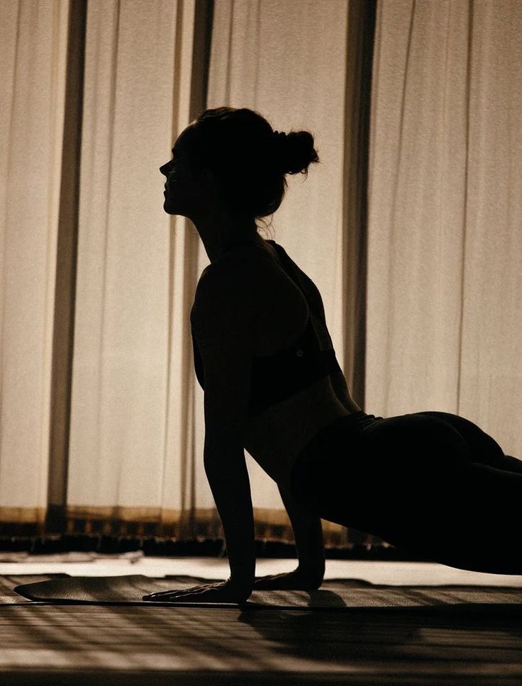 Private Yoga Instructor Paris
